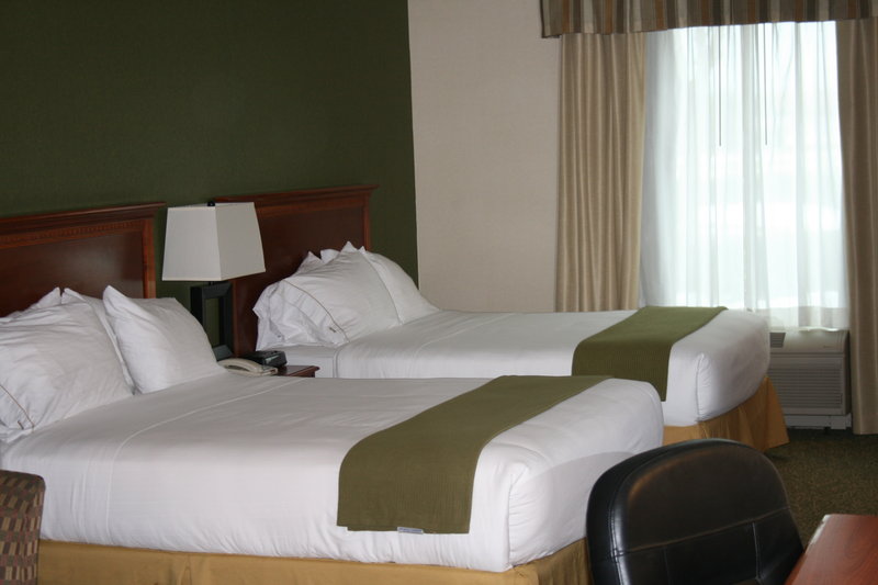 Holiday Inn Express & Suites HAGERSTOWN - Hermitage, PA