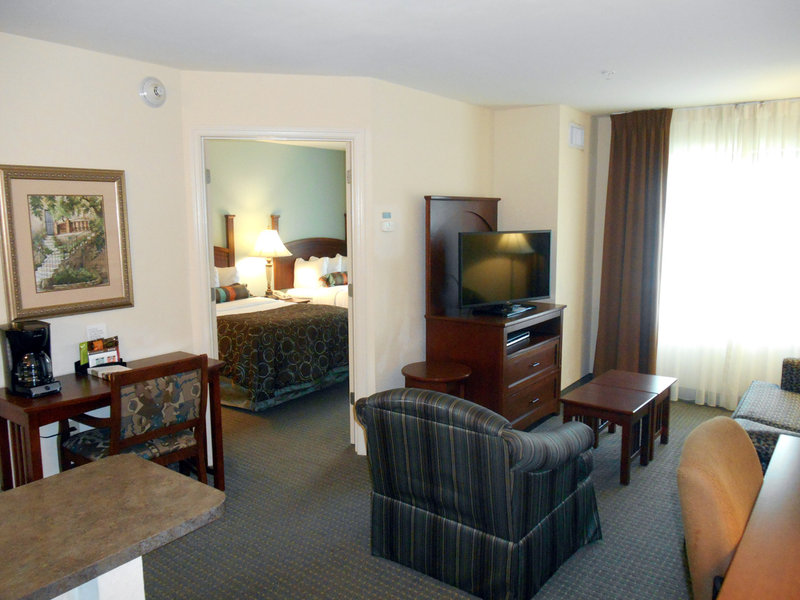 Staybridge Suites SAVANNAH AIRPORT - Fort Stewart, GA