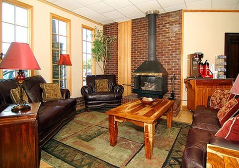 Rodeway Inn - Rawlins, WY