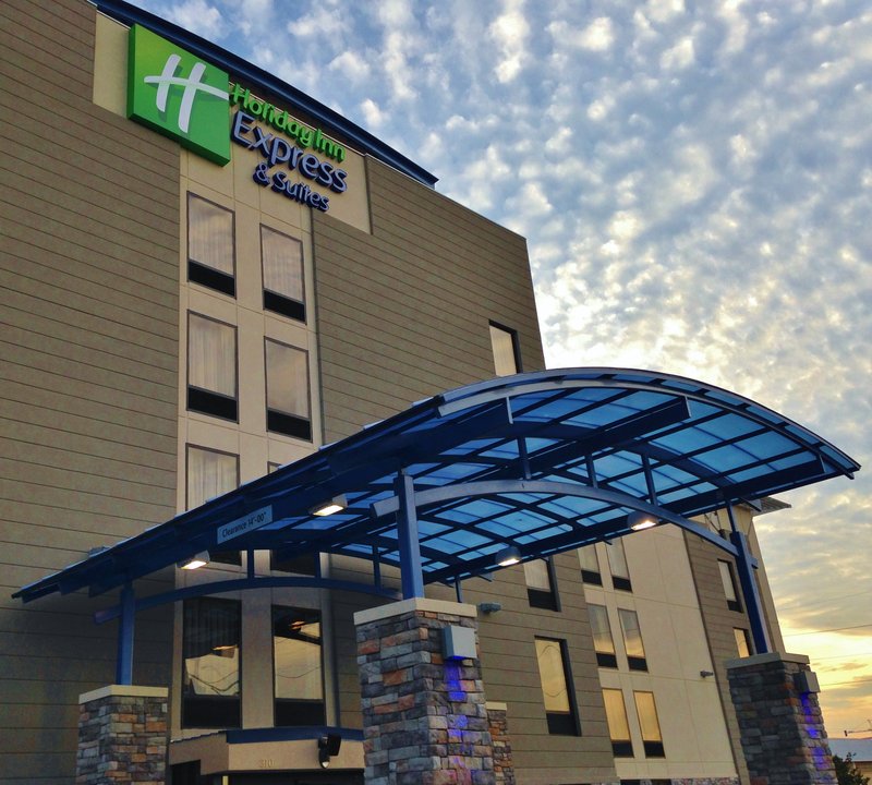 Holiday Inn Express Hotel & Suites Jackson Downtown-Coliseum - Jackson, MS
