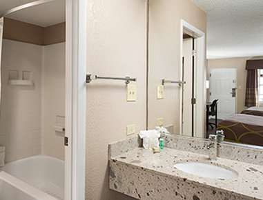 Ramada Limited - Ellenton, FL