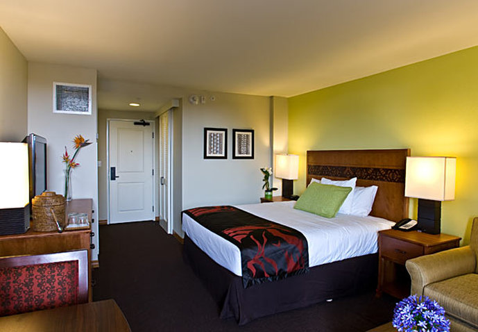 Courtyard By Marriott King Kamehameha's Kona Beach Hotel - Kailua-Kona, HI