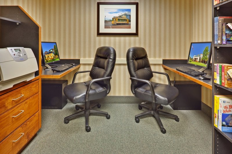 Staybridge Suites MEMPHIS-POPLAR AVE EAST - Memphis, TN