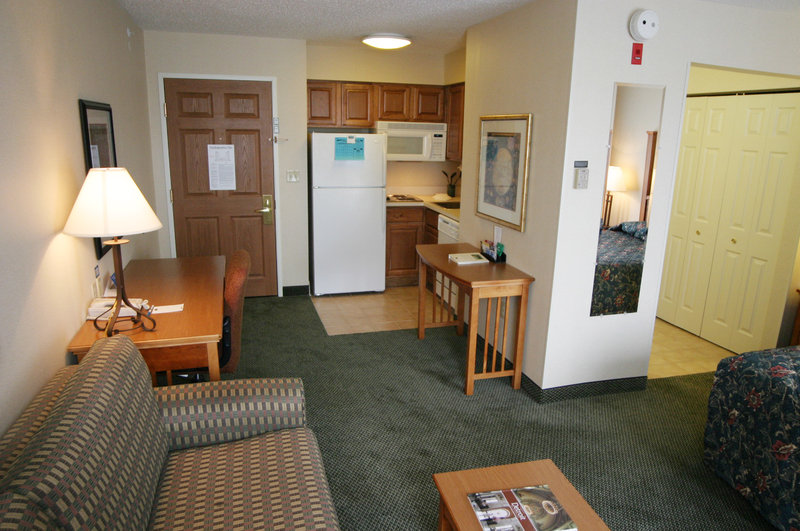 Staybridge Suites DETROIT-UTICA - Utica, MI