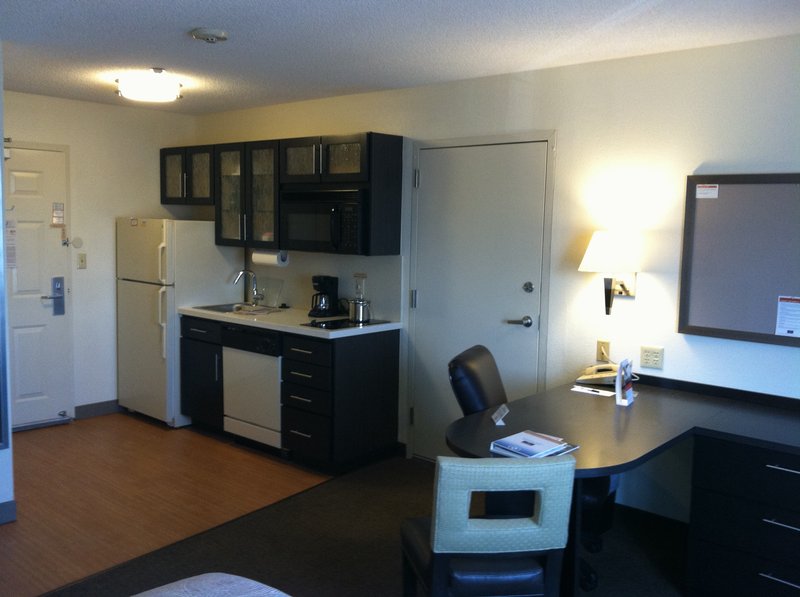 Candlewood Suites-Detroit-Troy - Southfield, MI