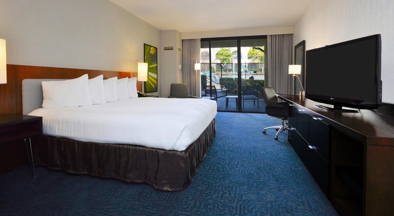 Doubletree By Hilton Hotel Newark-Fremont - Newark, CA