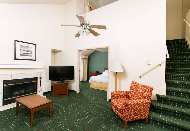 Residence Inn Milwaukee Brookfield - Brookfield, WI
