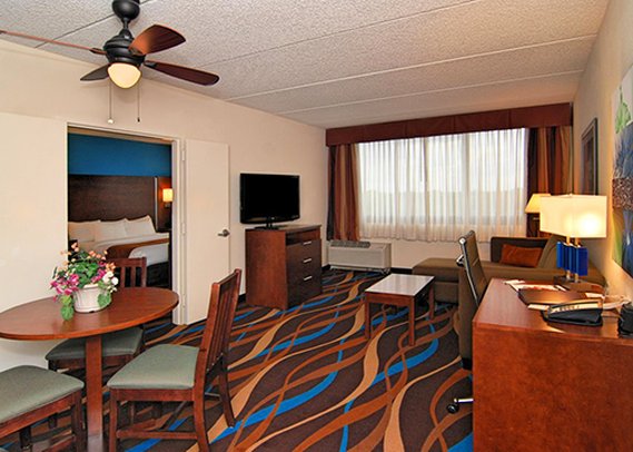 Comfort Suites-Airport - Fort Lauderdale, FL