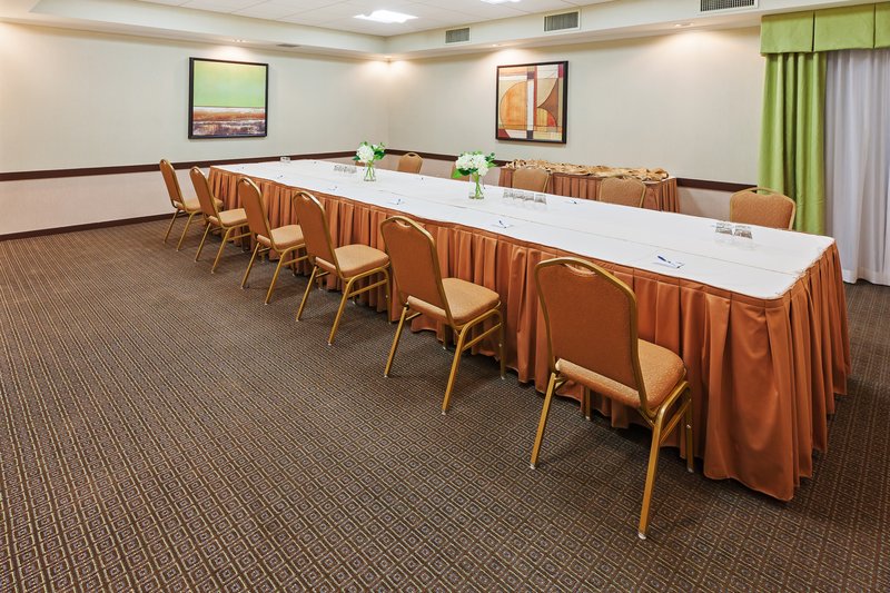 Holiday Inn Express LITTLE ROCK-AIRPORT - Little Rock, AR