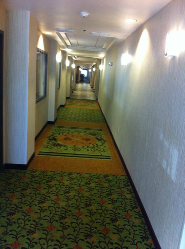 Holiday Inn Express YREKA-SHASTA AREA - Shasta Lake, CA