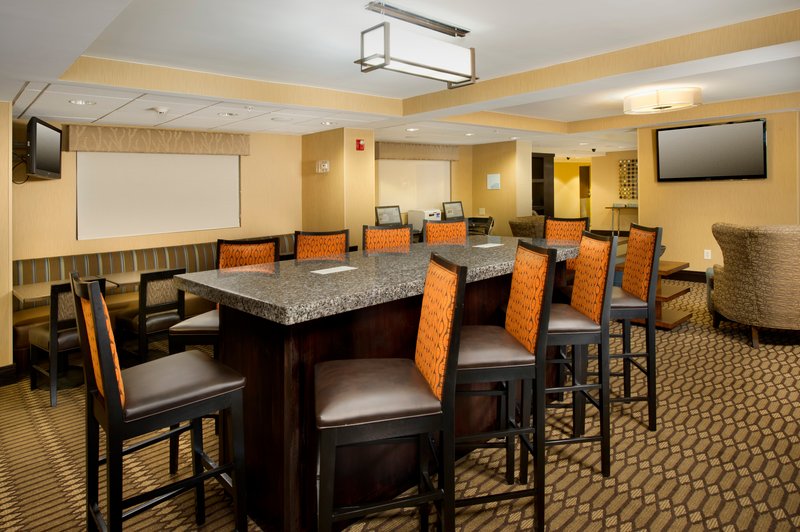 Holiday Inn Express - Welcome, MD