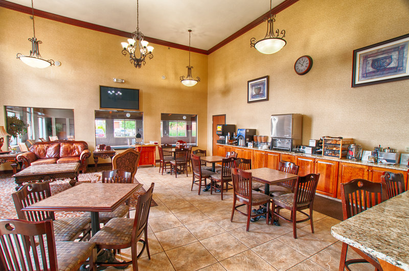 Best Western Plus - Canton, OH