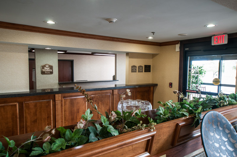 Best Western Plus - Canton, OH