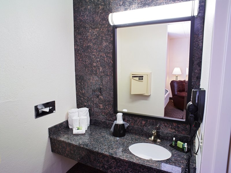 Livinn Hotel St Paul-I-94-East 3M Area - Saint Paul, MN