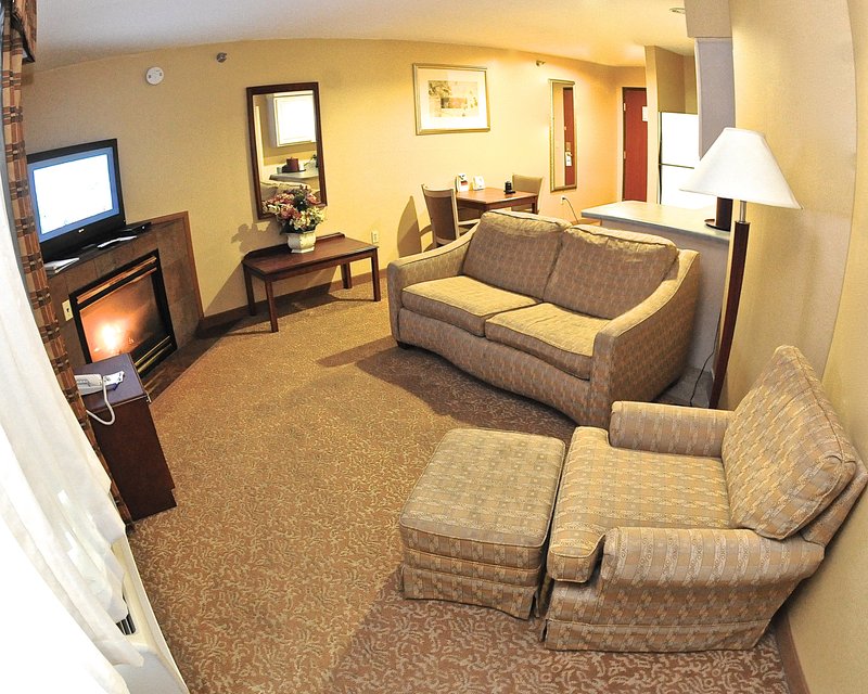 Holiday Inn Express Hotel & Suites Fenton - Fenton, MO