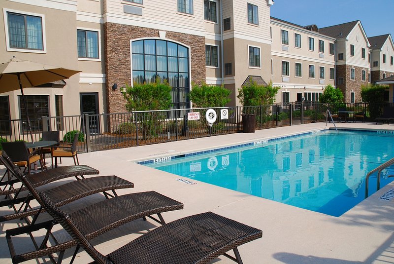 Staybridge Suites SAVANNAH AIRPORT - Fort Stewart, GA