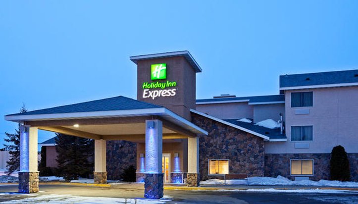 Holiday Inn Express - Bemidji, MN