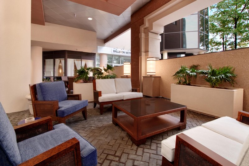 Hilton-Arlington - Arlington, VA