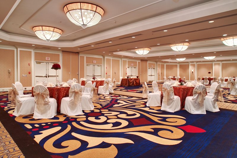 Hilton-Arlington - Arlington, VA