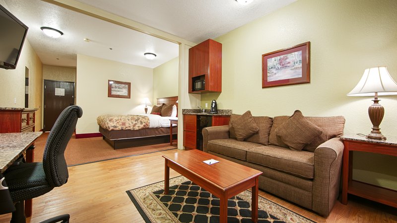 Best Western Plus - Yukon, OK
