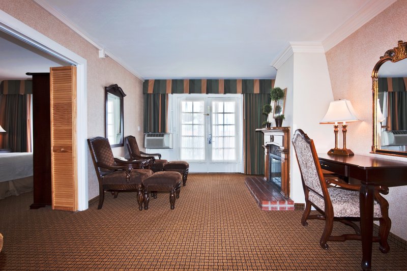 Holiday Inn LAGUNA BEACH - Laguna Beach, CA