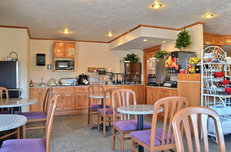 Best Western Cross-Winds Motor Inn - West Yellowstone, MT