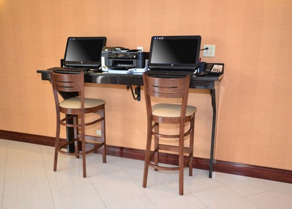 Clarion Inn Elmhurst - Oakbrook - Elmhurst, IL