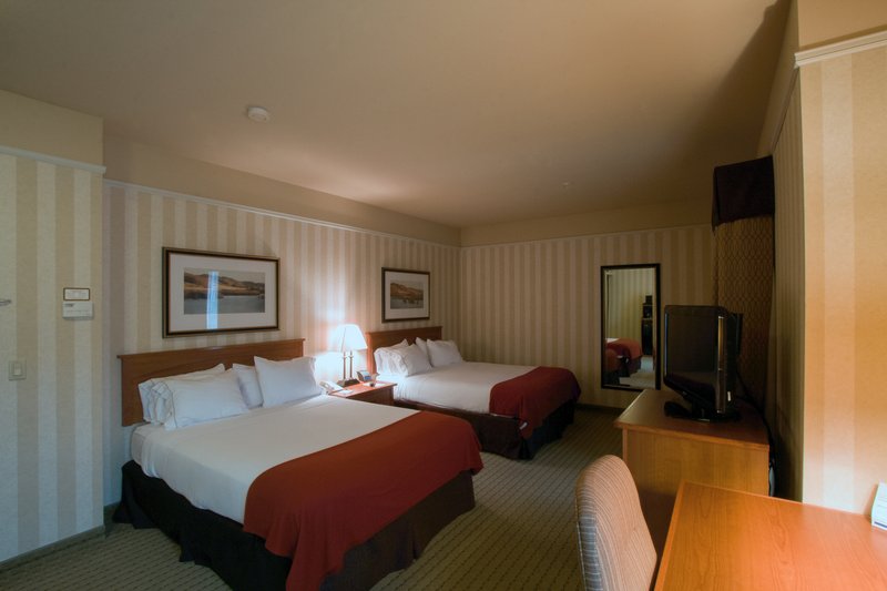 Holiday Inn Express & Suites ASTORIA - Henderson Harbor, NY