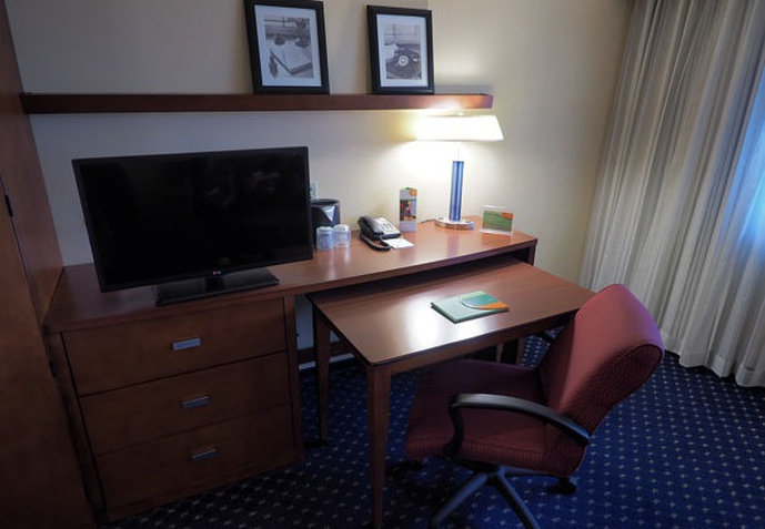 Courtyard By Marriott Columbus West - Columbus, OH