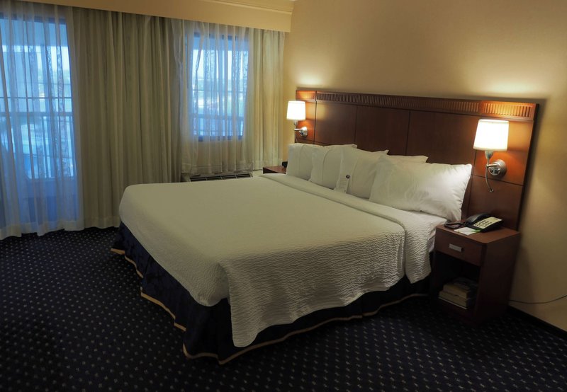 Courtyard By Marriott Columbus West - Columbus, OH