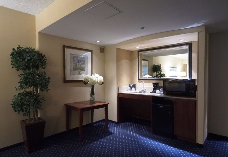 Courtyard By Marriott Columbus West - Columbus, OH