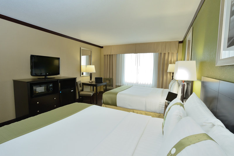 Holiday Inn CHICAGO OAKBROOK - Villa Park, IL