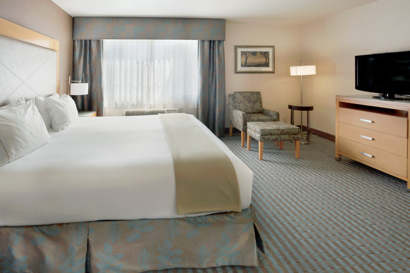 Holiday Inn Express-Monterey - Monterey, CA