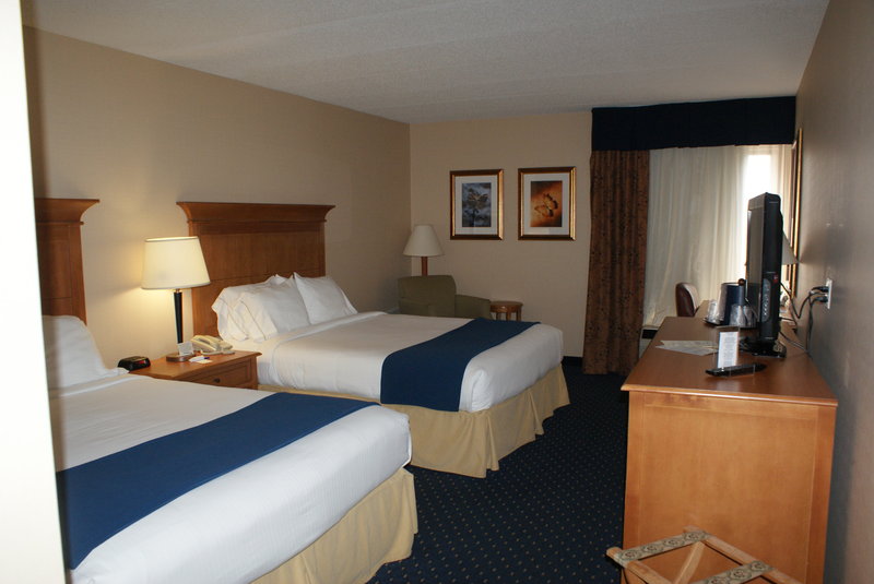 Holiday Inn Express & Suites WAYNESBORO-ROUTE 340 - Waynesboro, VA