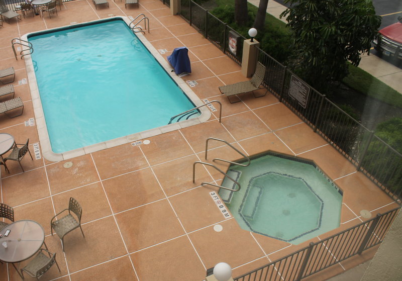 Holiday Inn Express Harlingen - Harlingen, TX