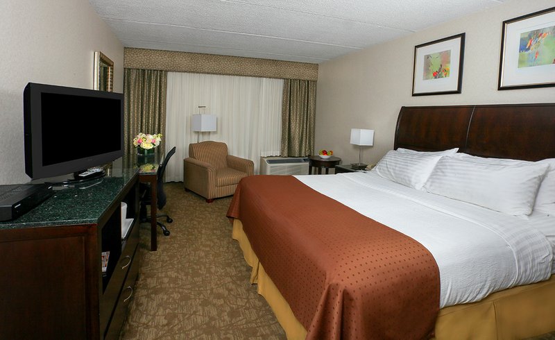 Holiday Inn Westbury-Long Island - Williston Park, NY