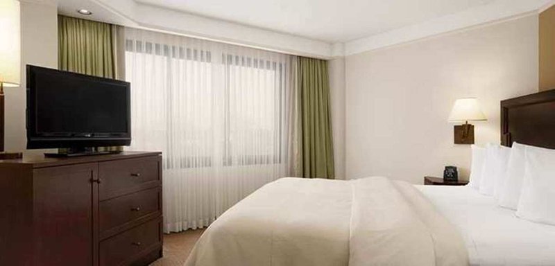 Embassy Suites By Hilton Kansas City Overland Park - Overland Park, KS