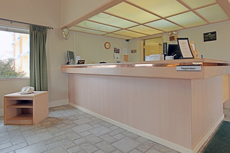 Americas Best Value Inn - Battle Mountain, NV