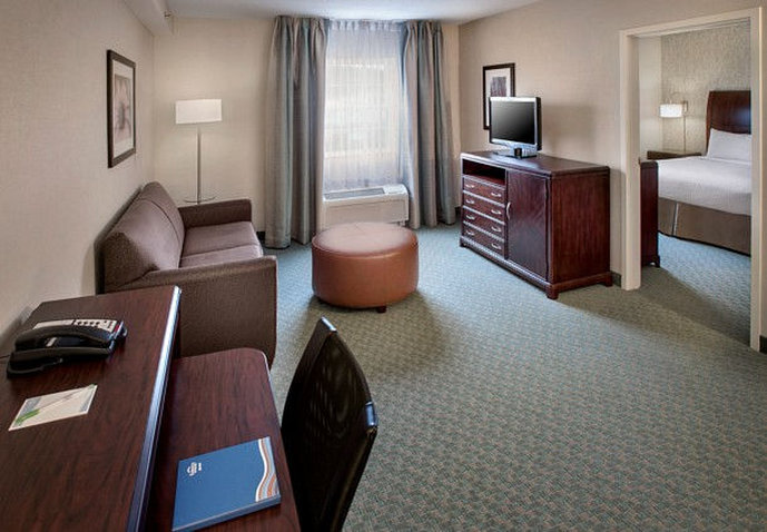 Fairfield Inn & Suites By Marriott Lenox Great Barrington/Berkshires - Great Barrington, MA