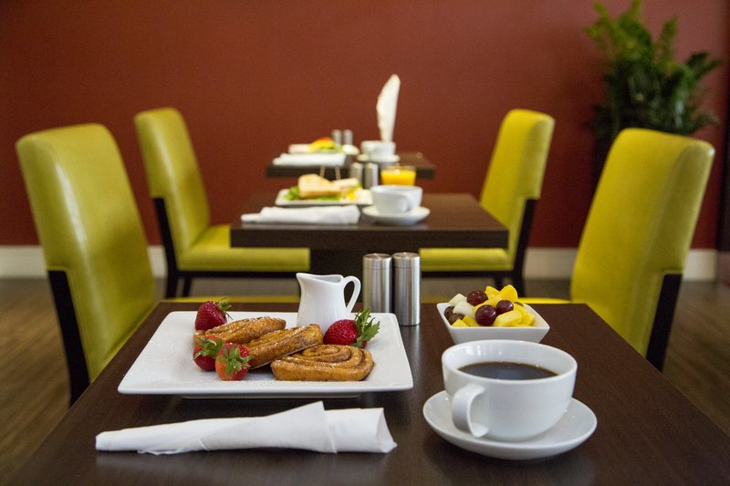 Holiday Inn Long Beach Downtown - Long Beach, CA