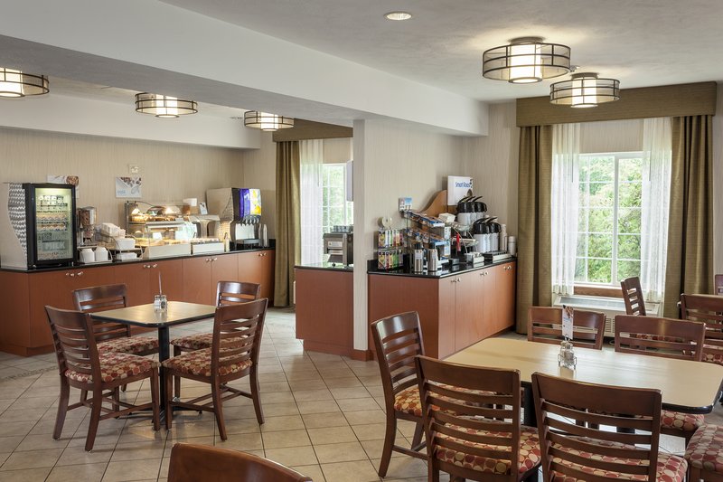 Holiday Inn Express ANCHORAGE - Whittier, AK