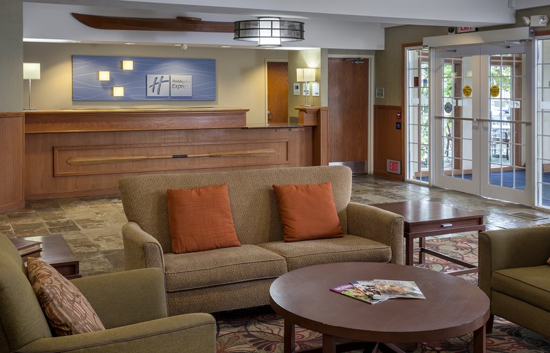 Holiday Inn Express ANCHORAGE - Whittier, AK