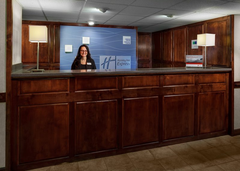 Holiday Inn Express NEWPORT NEWS - Newport News, VA
