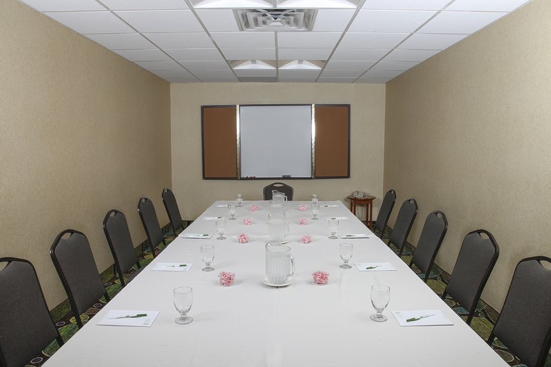 Holiday Inn Westbury-Long Island - Williston Park, NY