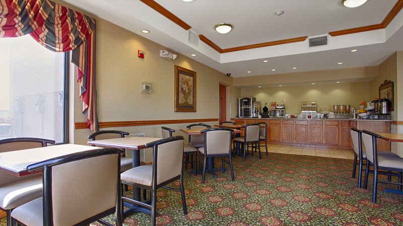 Rodeway Inn - Tahlequah, OK