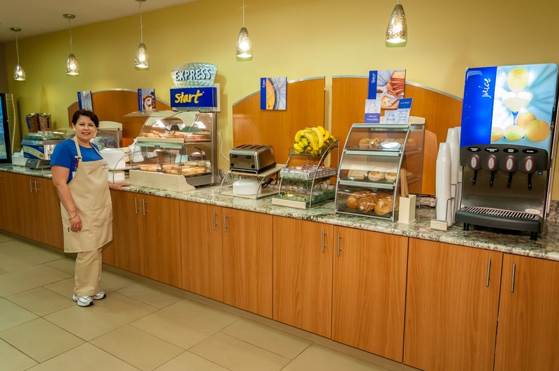 Holiday Inn Express CRESTWOOD - Midlothian, IL