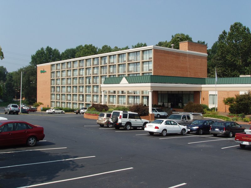 Holiday Inn CHARLOTTESVILLE-UNIV AREA - Charlottesville, VA