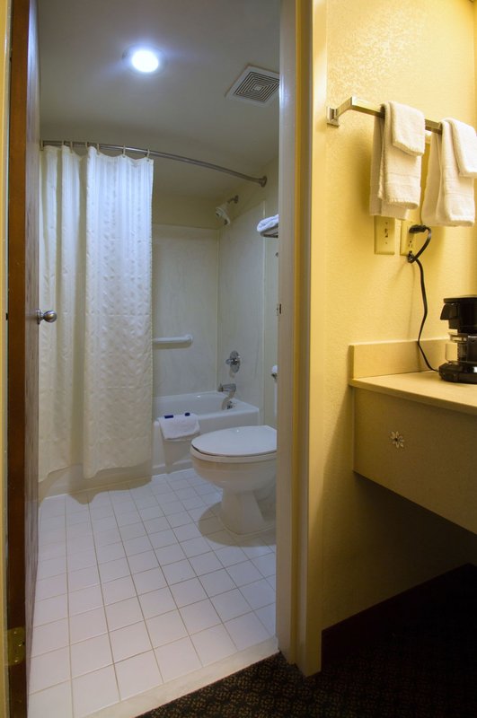Best Western Inn & Suites - Byron, GA