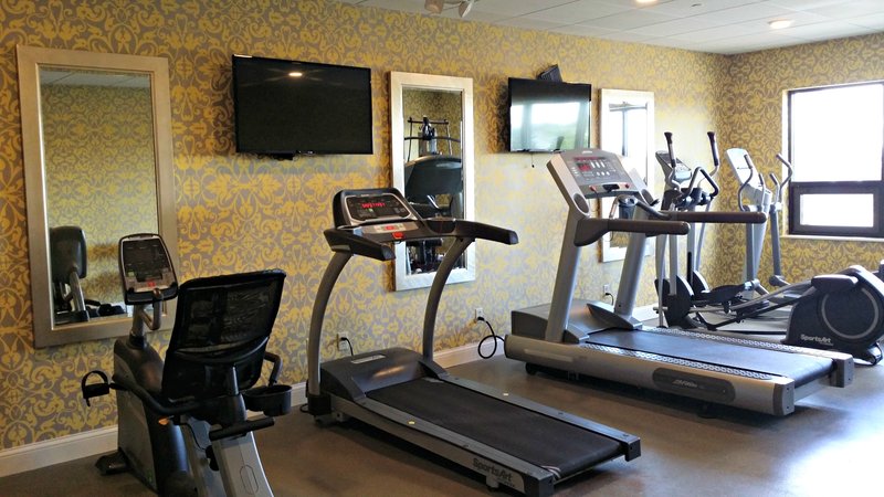 Holiday Inn Express Janesville-I-90 & US Hwy 14 - Janesville, WI