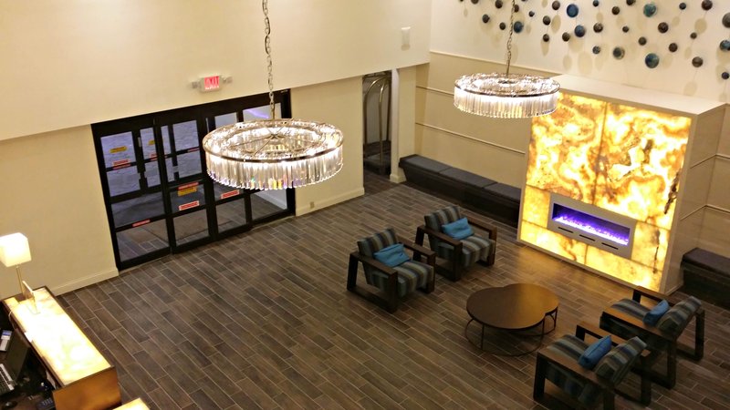 Holiday Inn Express Janesville-I-90 & US Hwy 14 - Janesville, WI